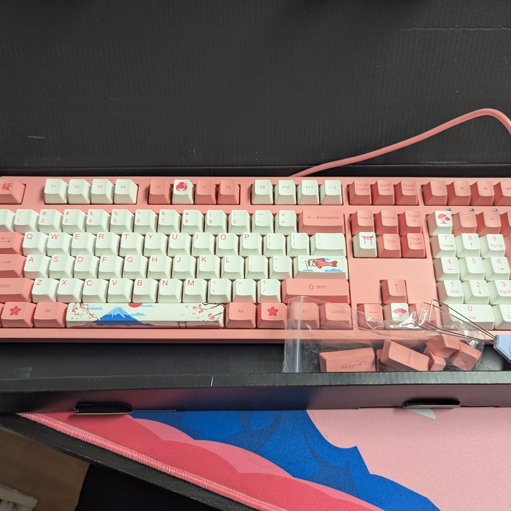 Akko Pink and White Keyboard Tokyo World Tour